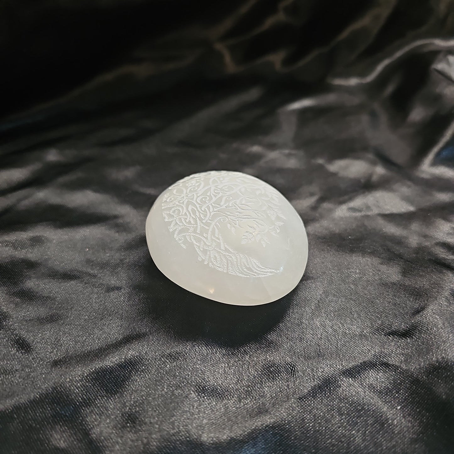 Tree of Life - Etched - Palm Stone