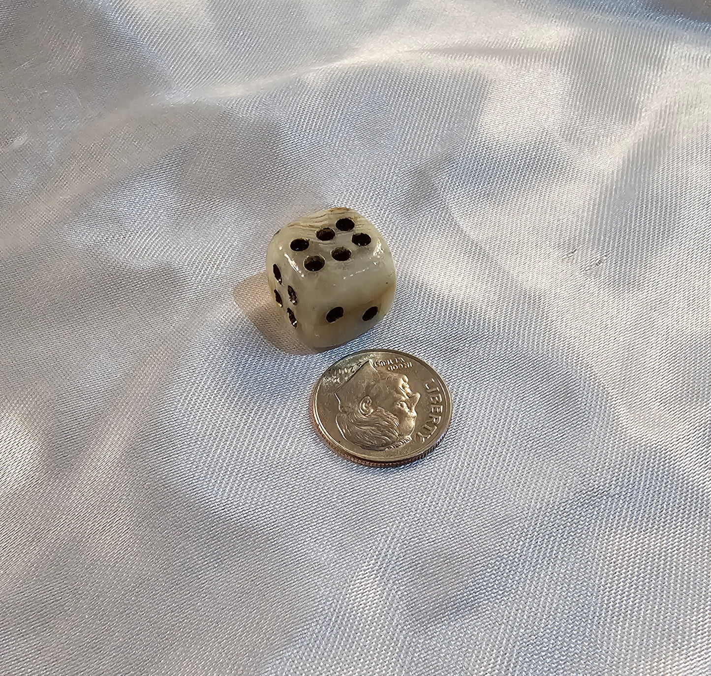 Green Banded Onyx Dice - 1/2"