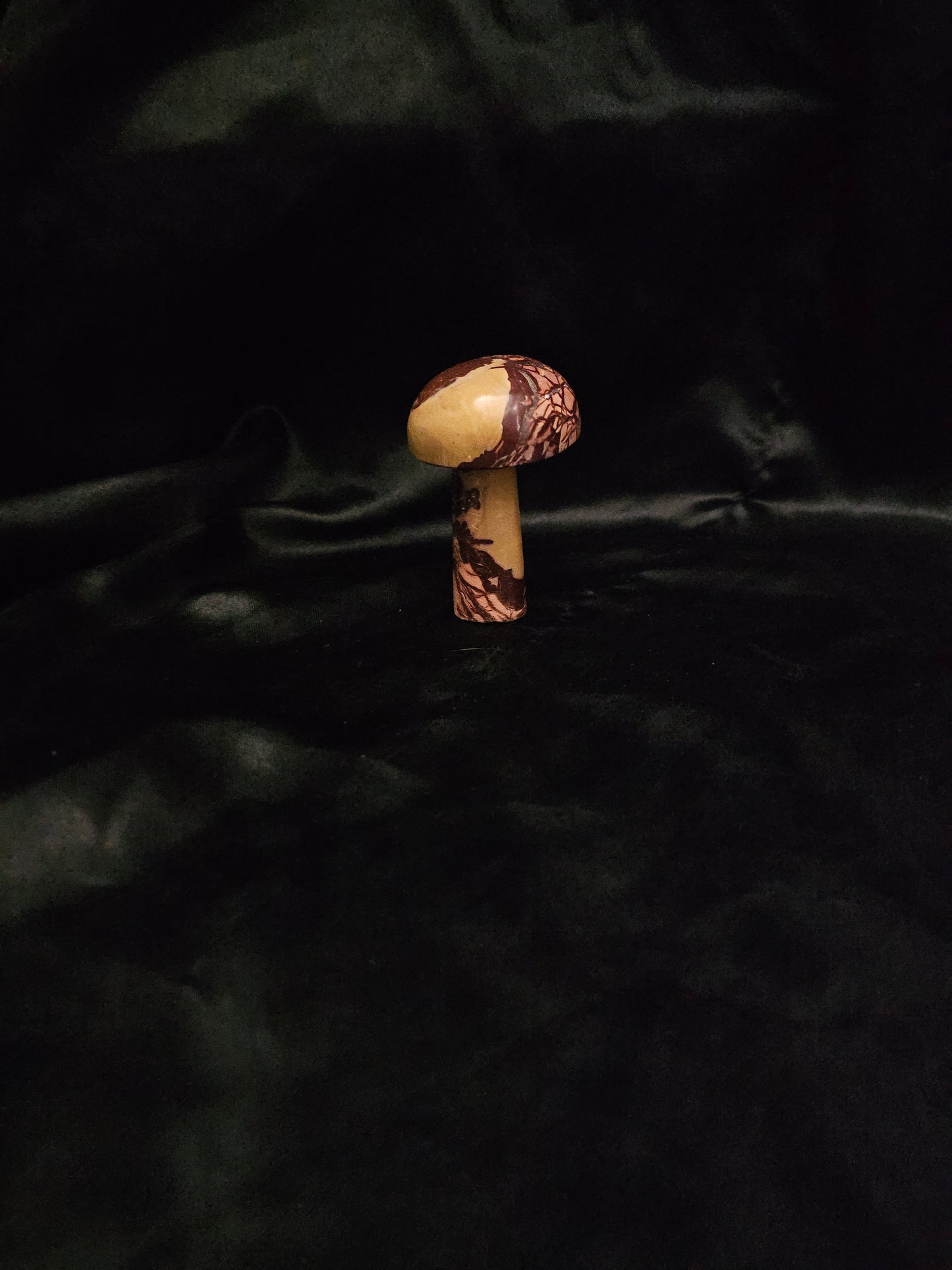 Mookaite Mushroom