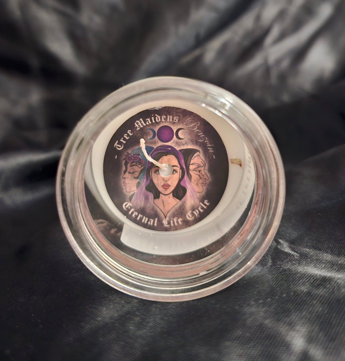 🌙 Eternal Life Cycle – Three Maidens Candle (Bergamot Scent)⭐ CANDLE – GLASS JAR