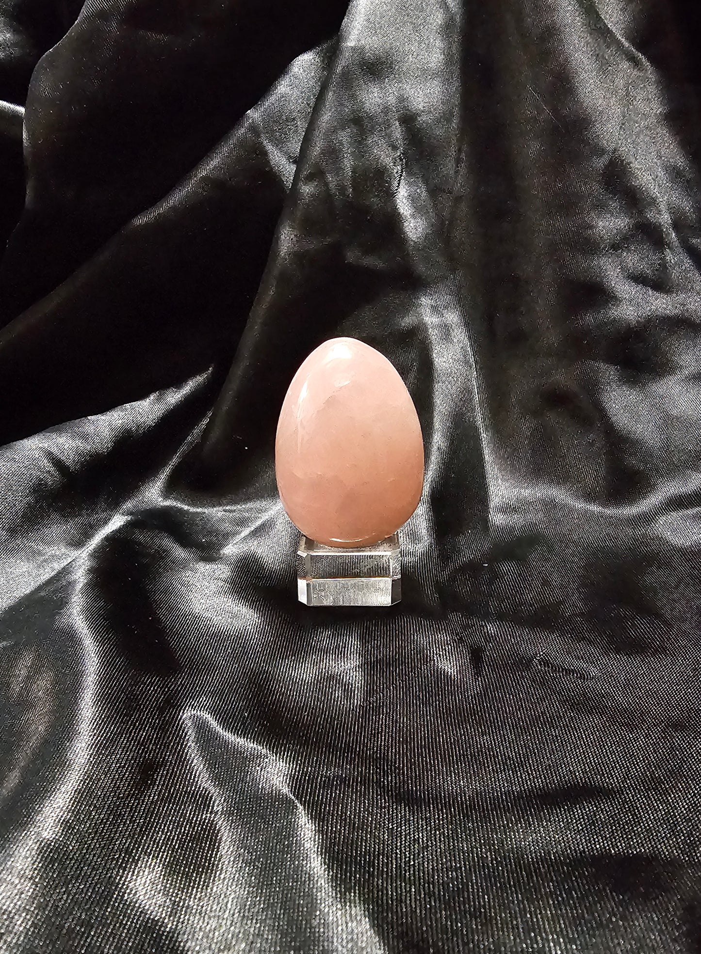 Egg - Rose Quartz
