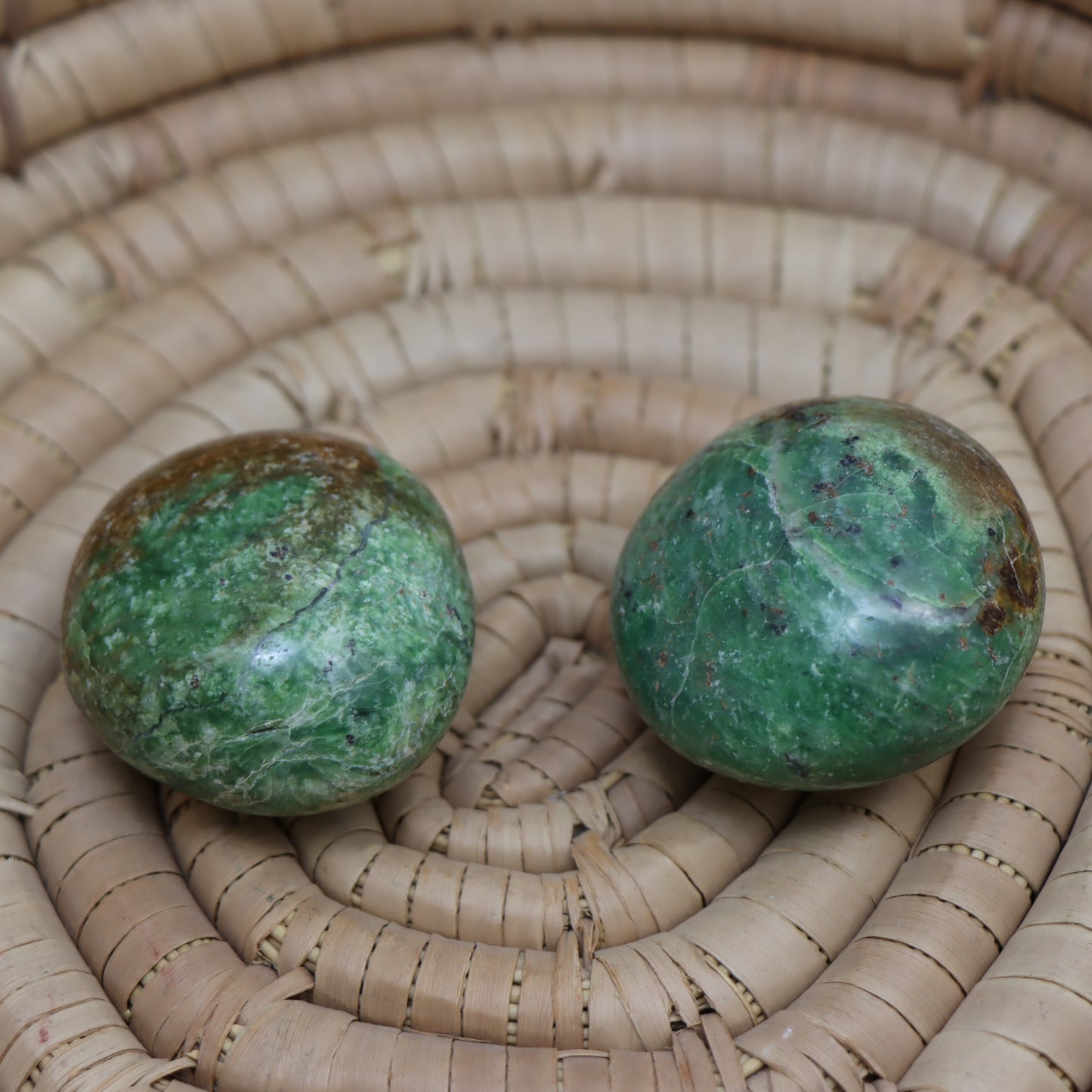 Chrysoprase Palm Stone