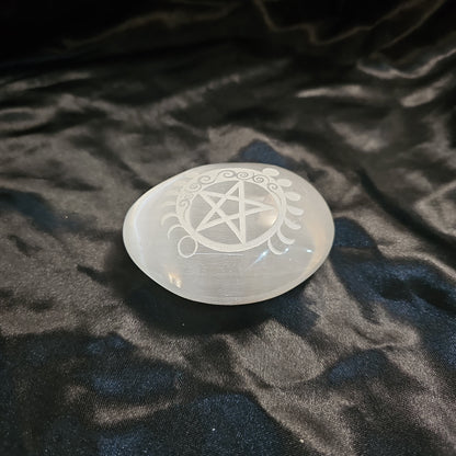 Celtics Pentacle - Etched - Palm Stone