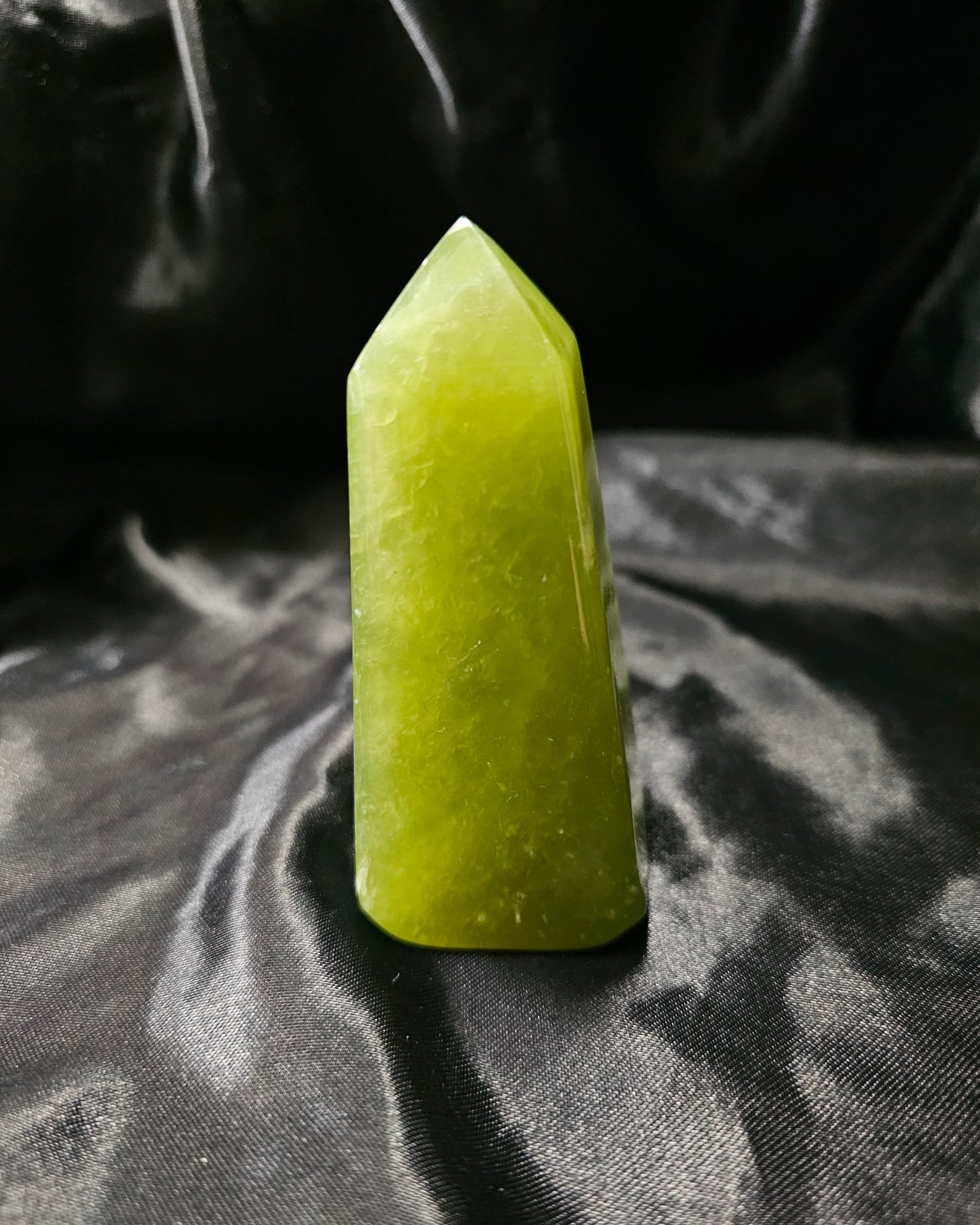Obelisk / Tower - Jadeite