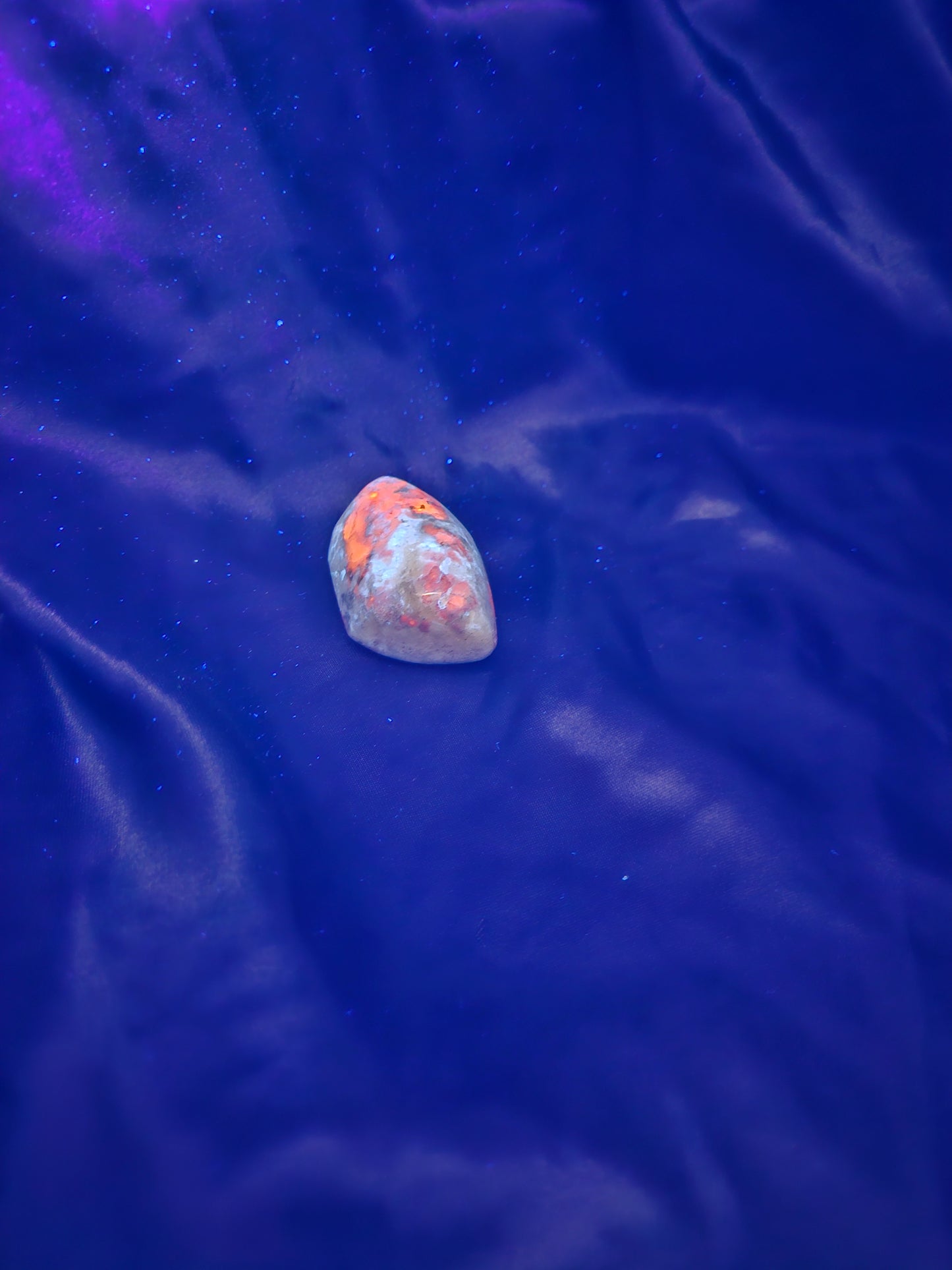 Free Form, small - Purple Hackmanite