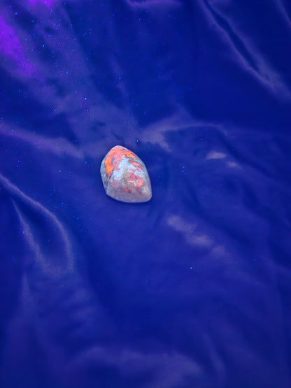 Free Form, small - Purple Hackmanite