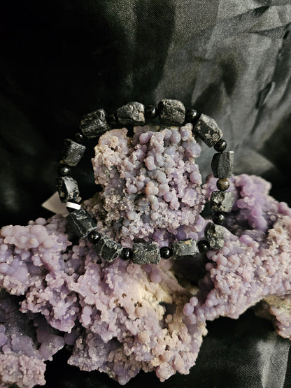 🖤 Black Tourmaline Raw Nugget Bracelet w/ 2mm Spacers – 12mm Nuggets
