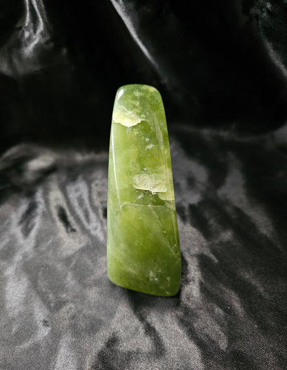 Free Form - Jadeite