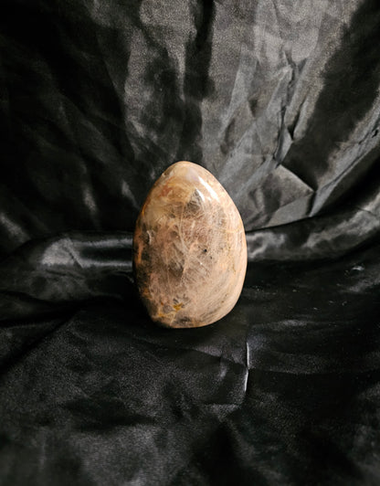 🌓 Black & Peach Moonstone Freeform