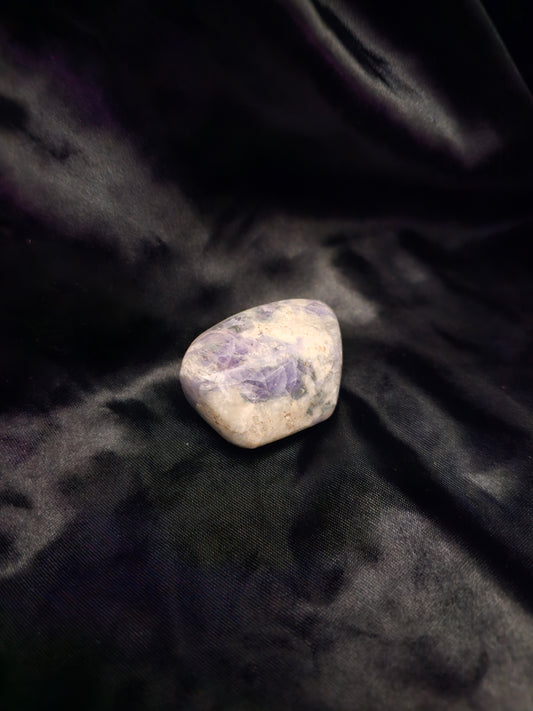 Free Form, small - Purple Hackmanite