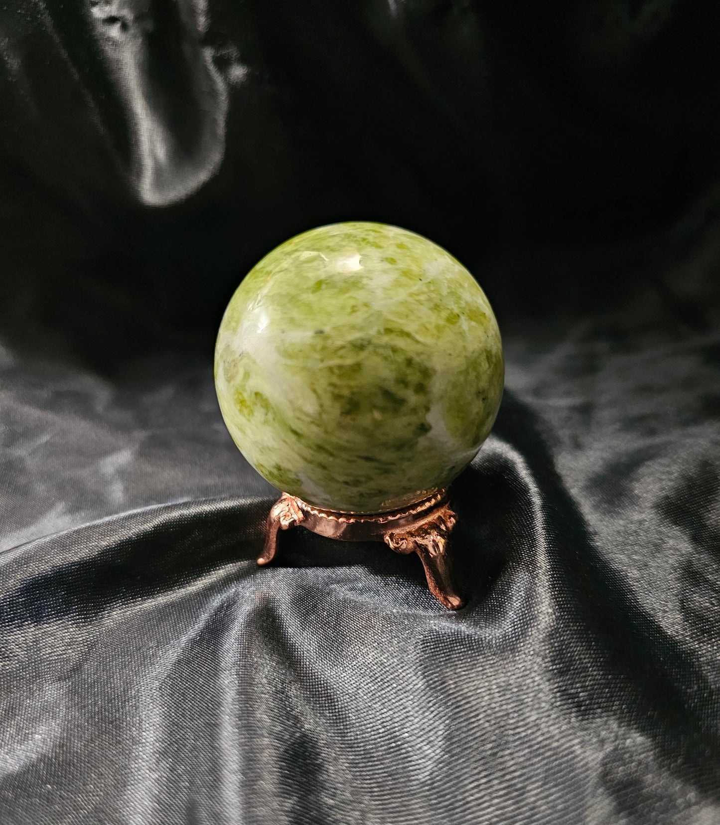 Sphere - Jadeite w/ Stand