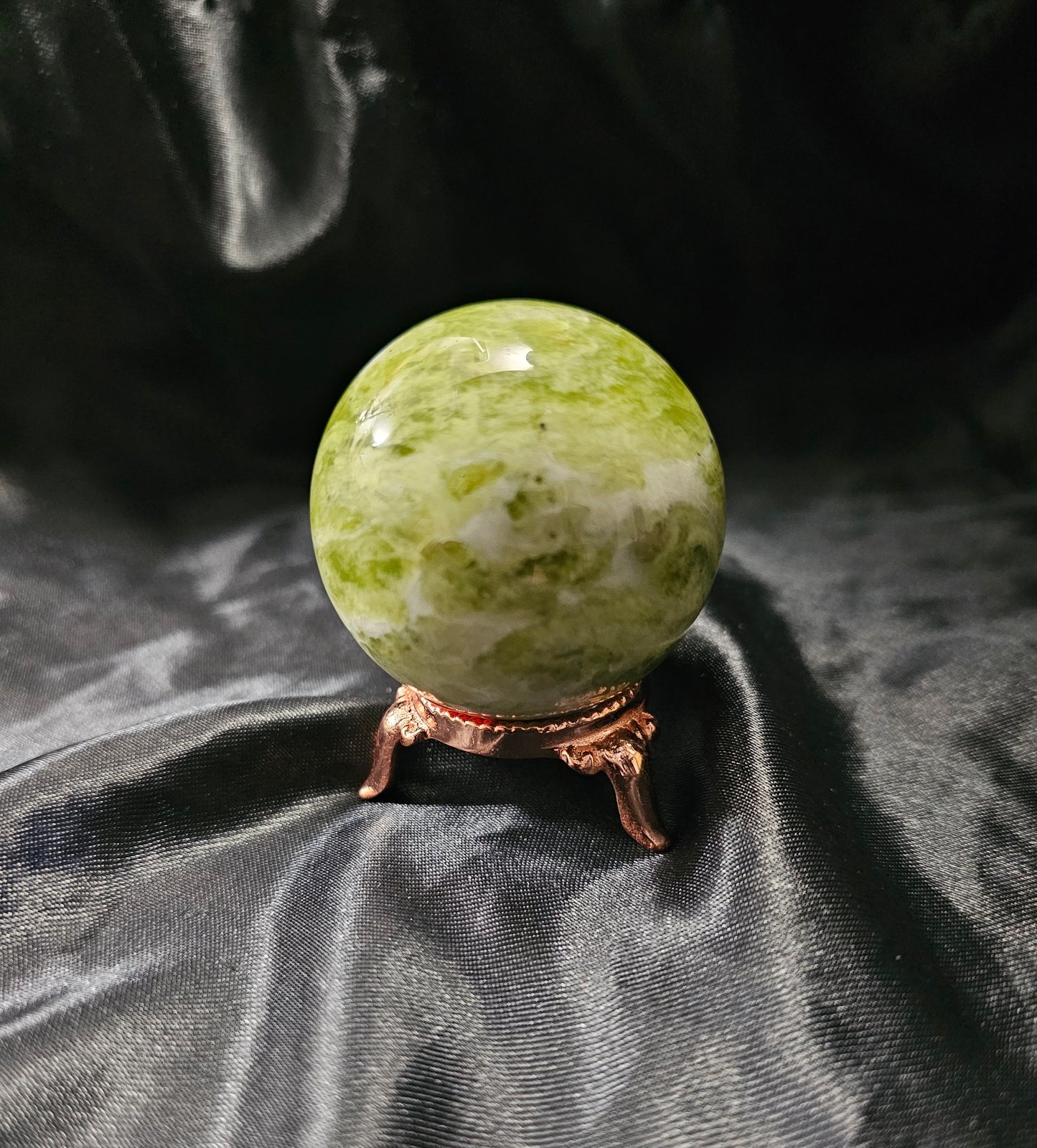 Sphere - Jadeite w/ Stand