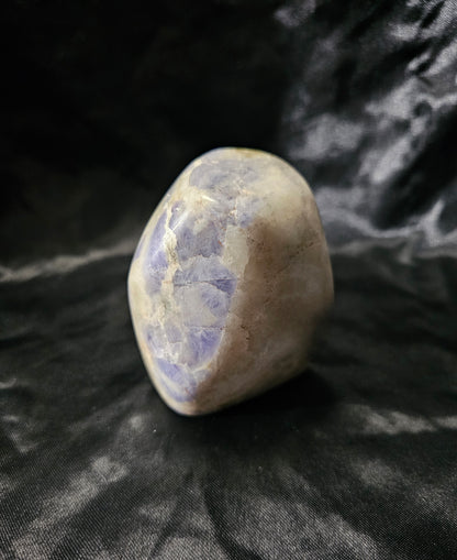Free Form - Purple Hackmanite
