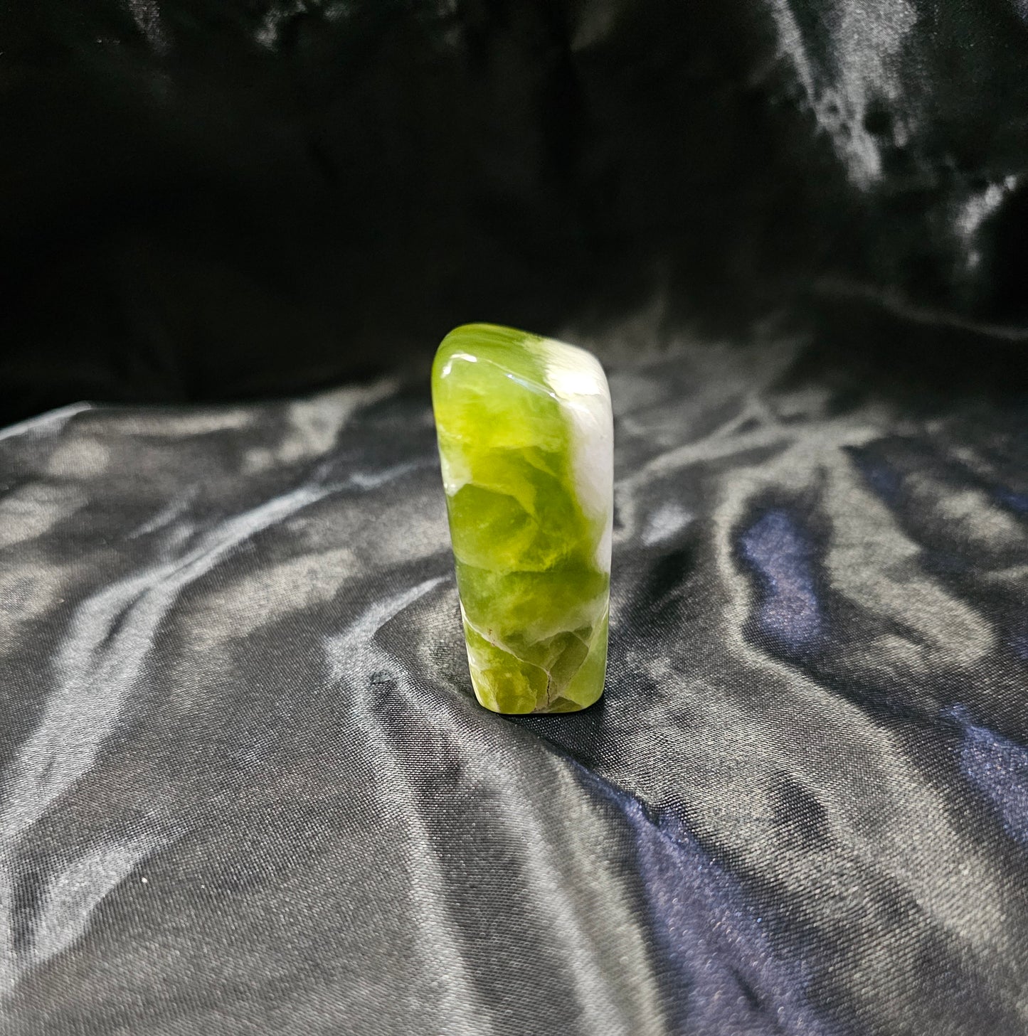 small Free Form - Jadeite