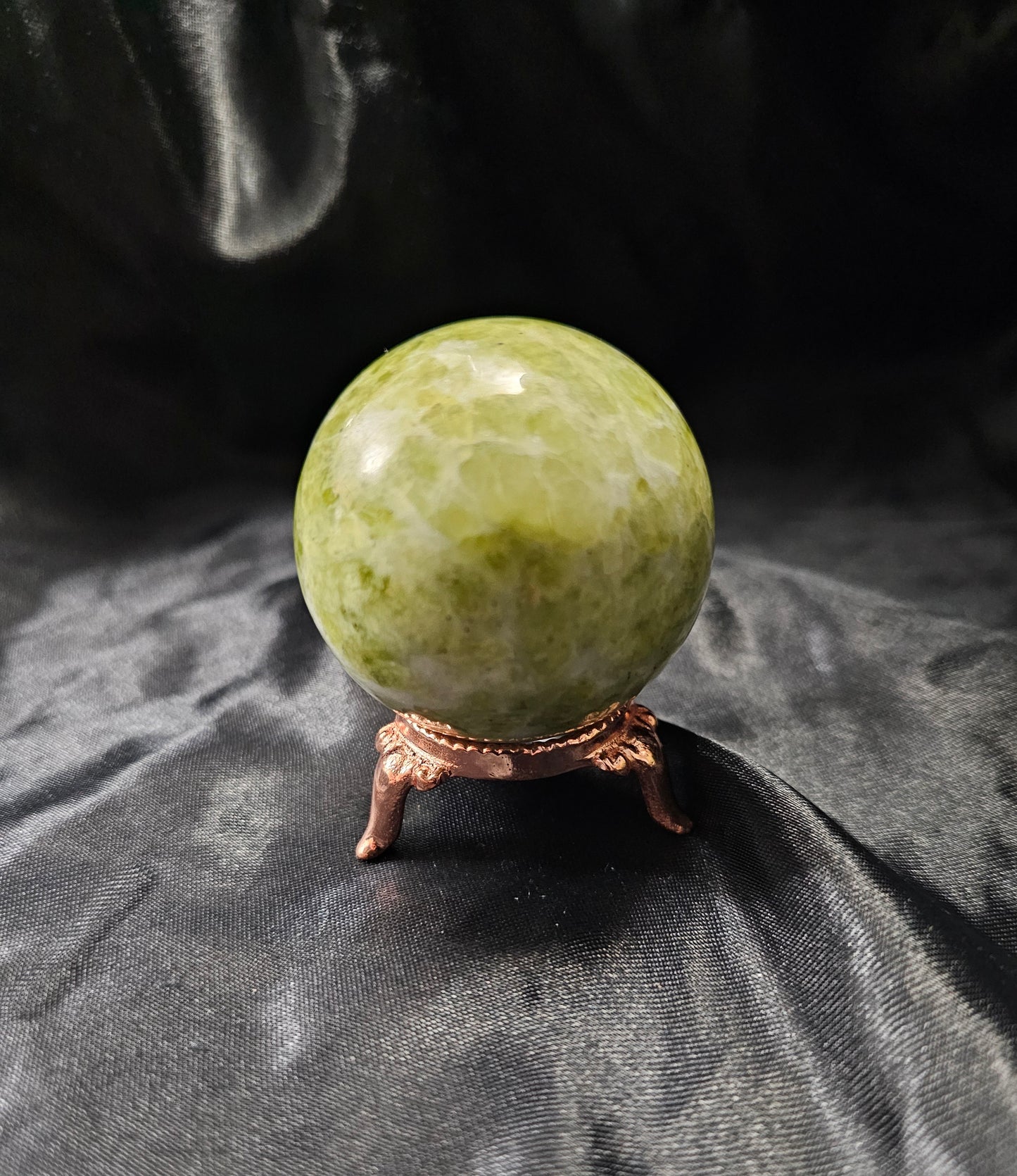 Sphere - Jadeite w/ Stand