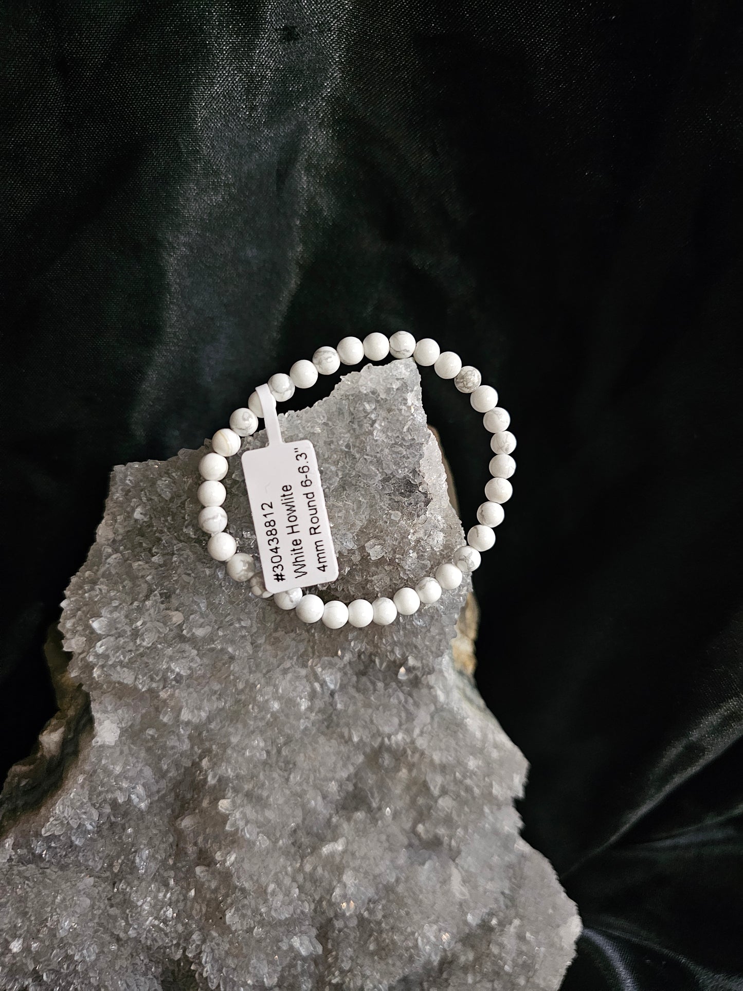 White Howlite Kids Bracelet — 4mm