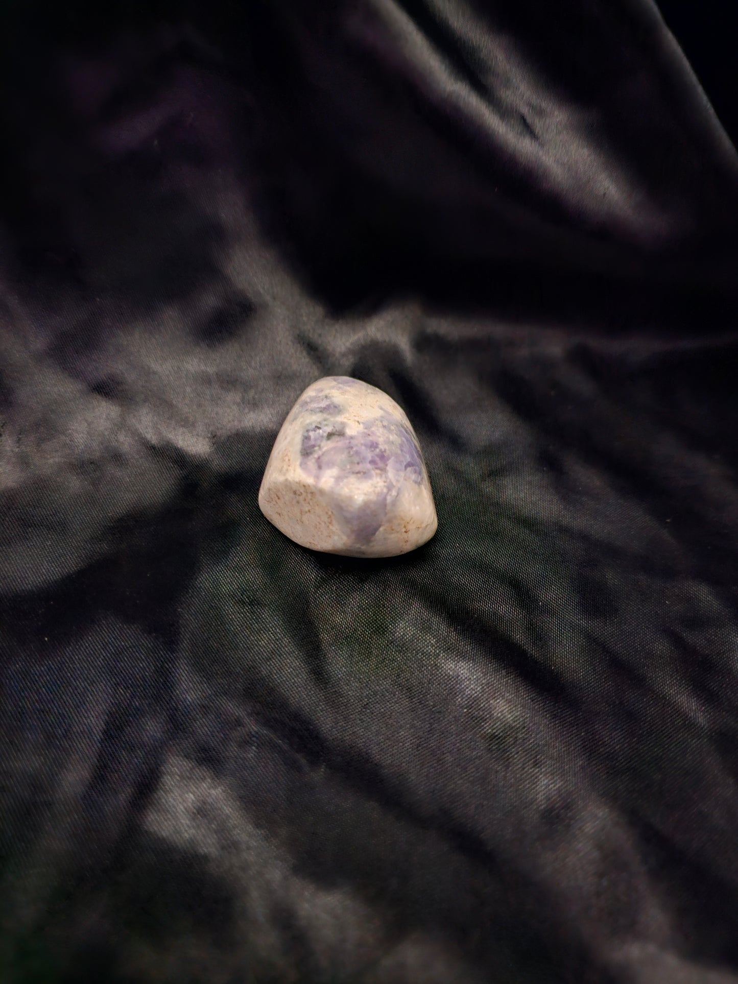 Free Form, small - Purple Hackmanite