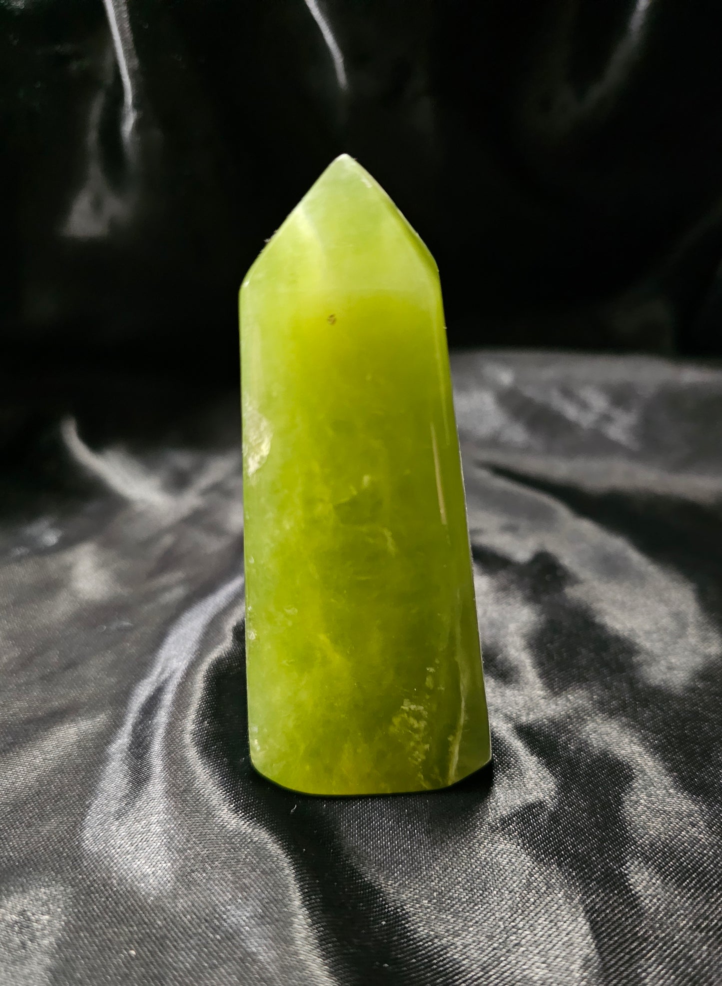 Obelisk / Tower - Jadeite